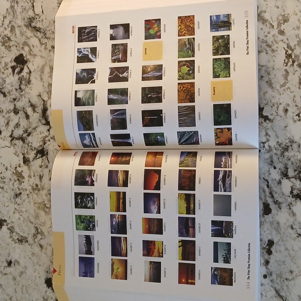 The Print Shop Premier Edition 5.0 Graphics Reference Book Broderbund - Picture 4 of 5